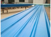 仿古金屬鋁瓦具有質(zhì)輕、高強(qiáng)、色澤豐富、施工方便快捷、抗震、防火、防雨、壽命長(zhǎng)、免維護(hù)等特點(diǎn)，現(xiàn)已被廣泛推廣應(yīng)用。